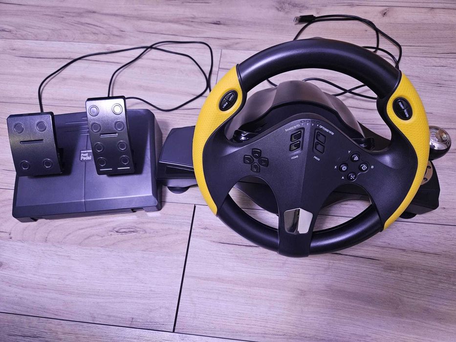 Volan + pedale pentru Ps4