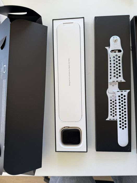 Apple watch 7 - 45 mm Nike edition