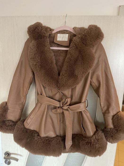 Дамско палто с пух