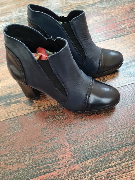 Botine dama,mărimea  39+ cadou geanta