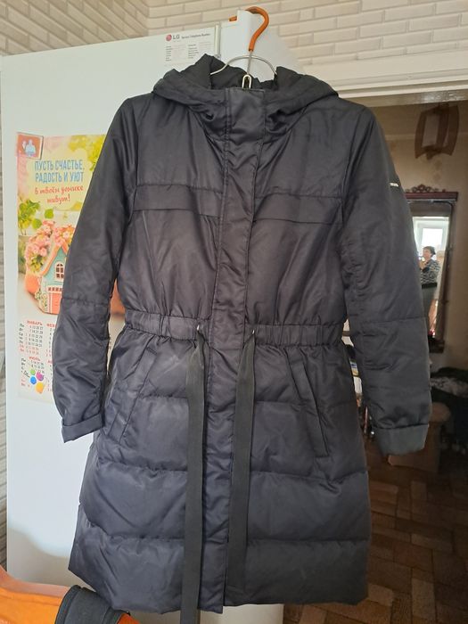 Продам женский   хороший пуховик