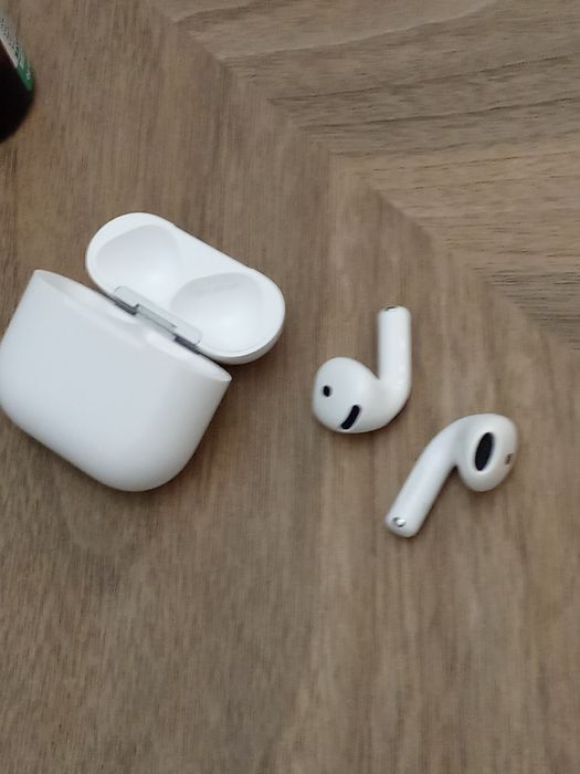 Наушники Apple AirPods 4 Active Noise Cancellation белый