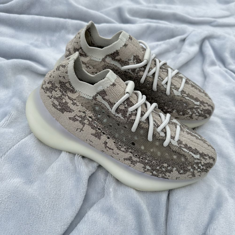 Pantofi Sport Adidas Yeezy 380 Pyrite- 100% originali