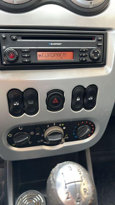 Dacia Logan 2011 1.2 16v