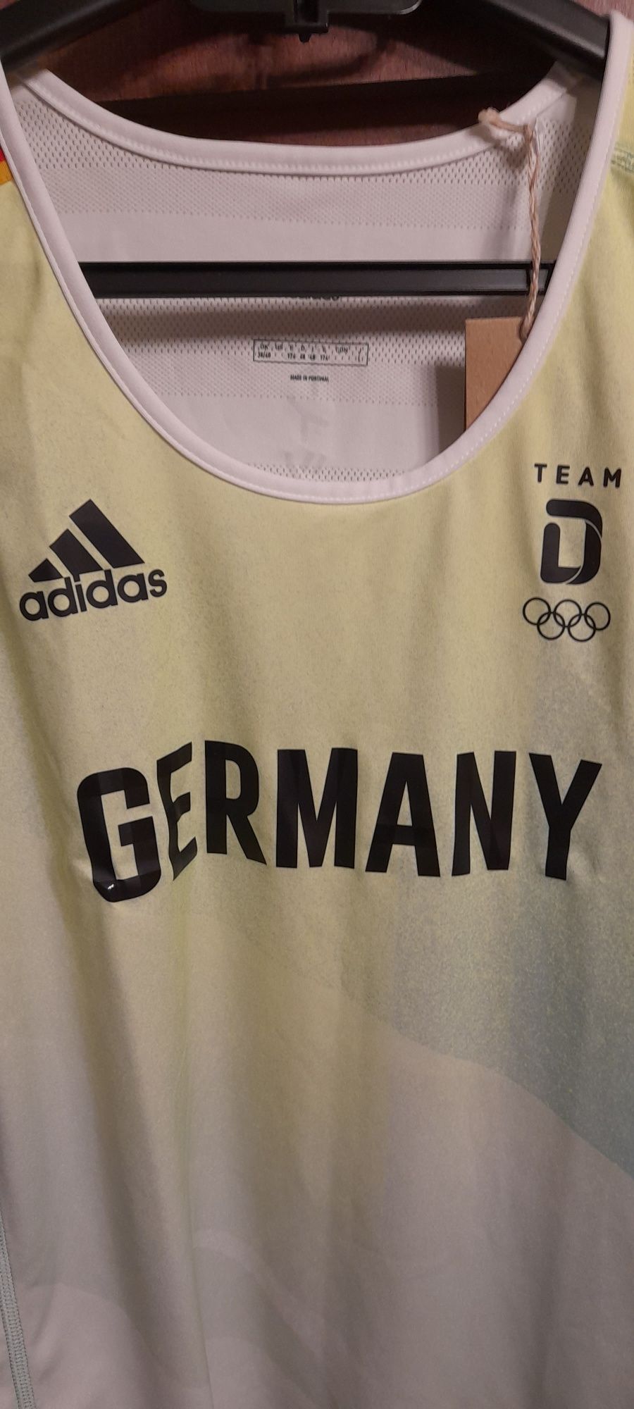 Maiou Adidas suporter Germania