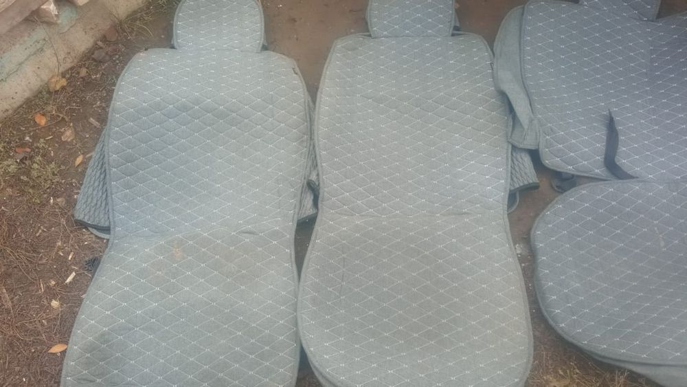 Чехлы на сиденья автомобиля