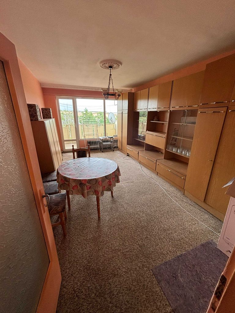 Продава се Двустаен апартамент в Плевен, Дружба 2 - 71 кв.м за 1296 €/кв.м - Снимка #2