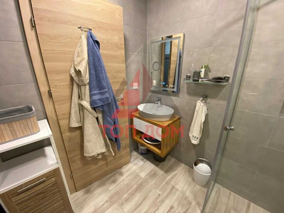 Продава се Двустаен апартамент в к.к. Св.Св. Константин и Елена - 70 кв.м за 3858 €/кв.м - Снимка #8