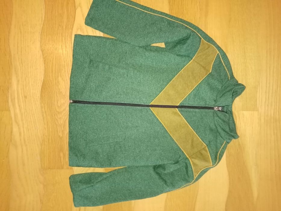 Детски спортен екип