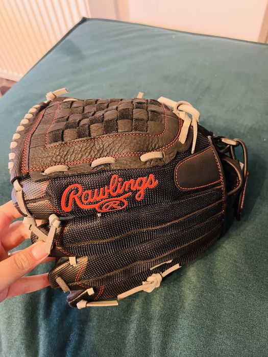 Manusa Baseball Rawlings pe stanga