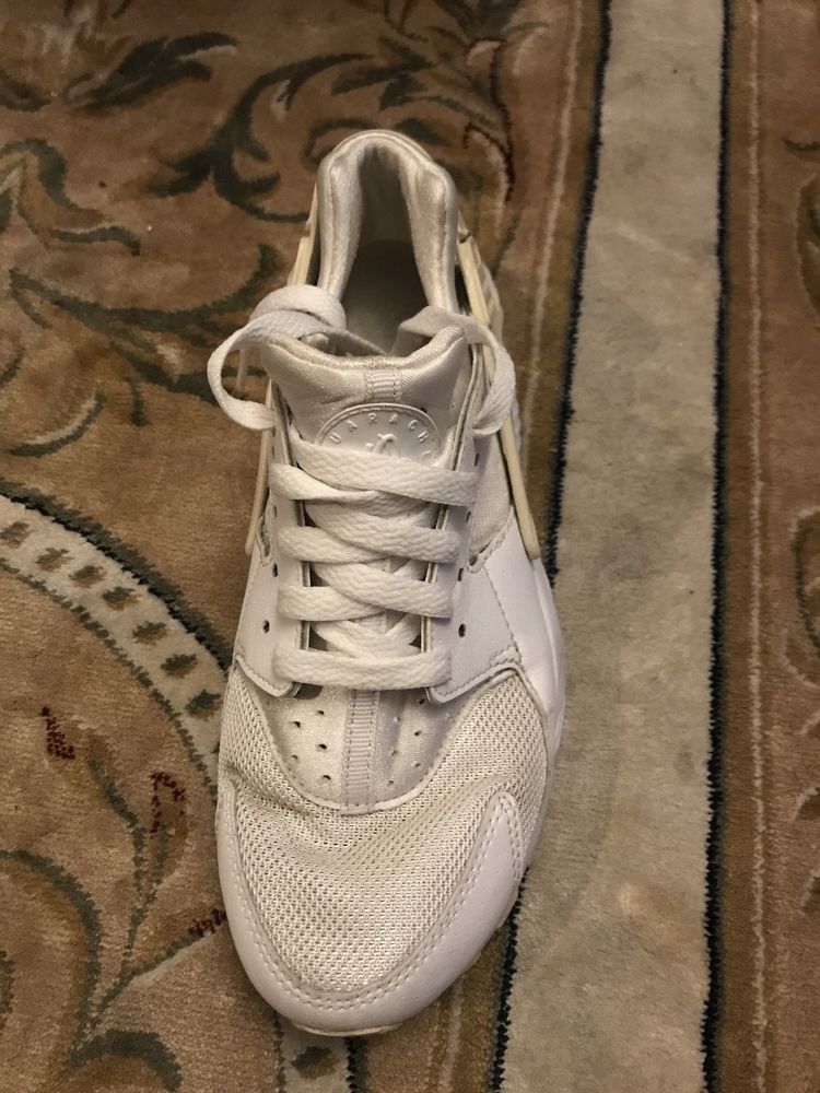 Nike кросовки Белеые 38