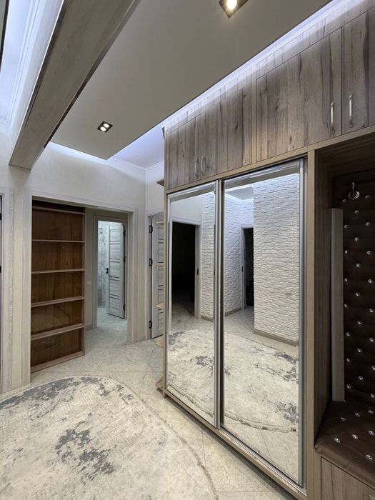 Вторичка 3/5/9 79м2 Нукус госпитальный  посольсвто России