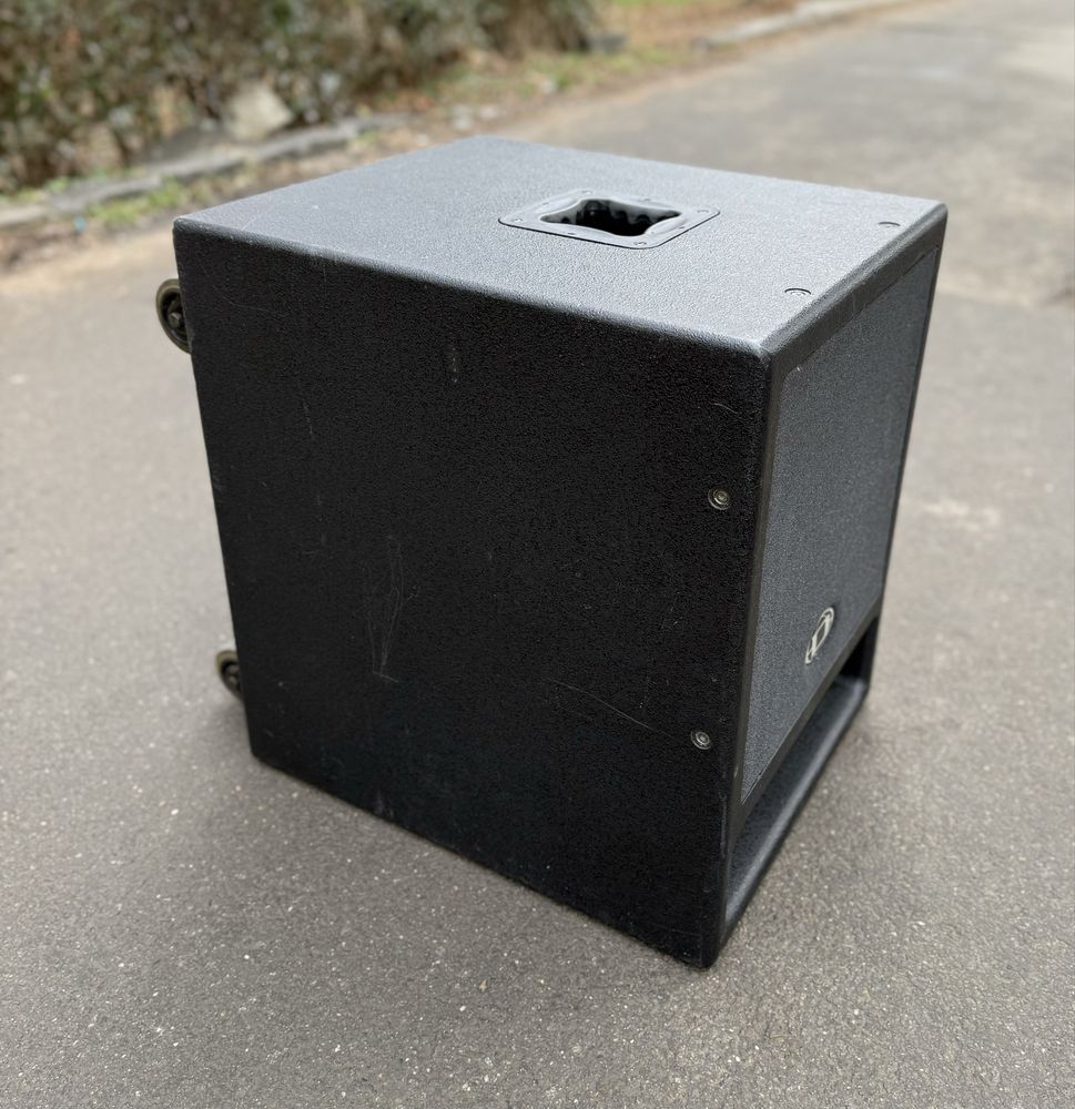 Vand bas Dynacord PowerSub 315