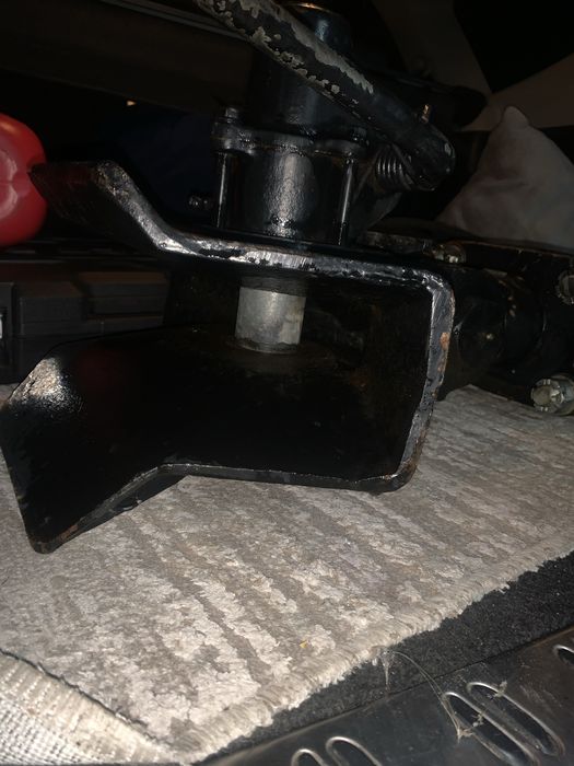 Фаркоп маз евро новый продам