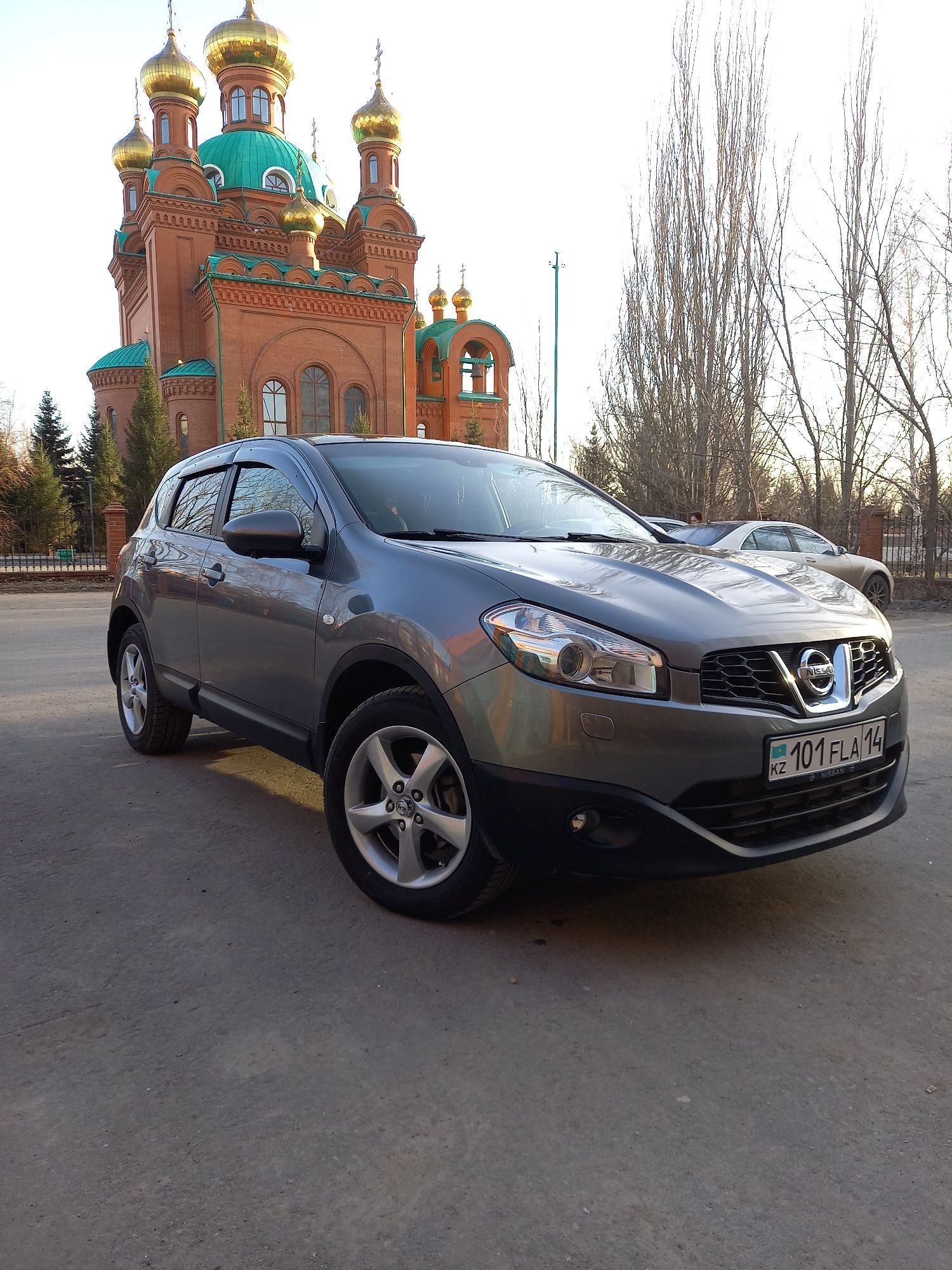 ниссан Qashqai 2012