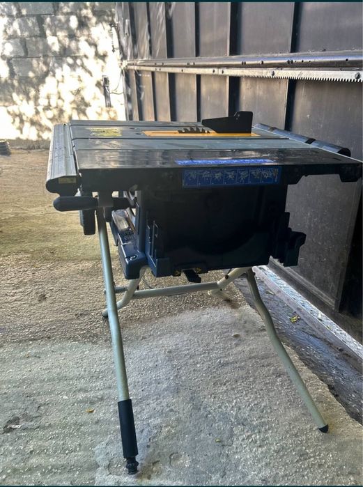 Сгъваема маса циркуляр REOBY 2200 вата 260 диск