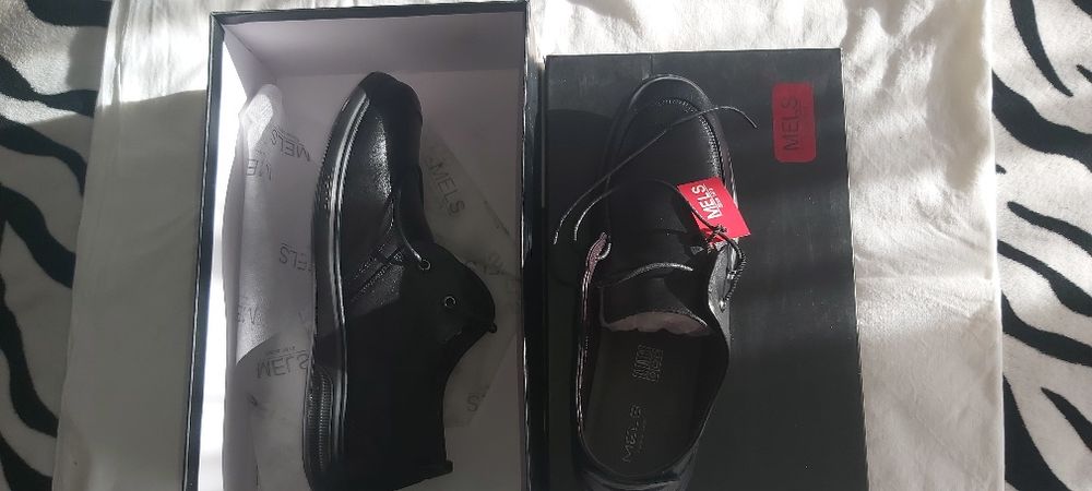 Pantofi piele naturala fina Mels