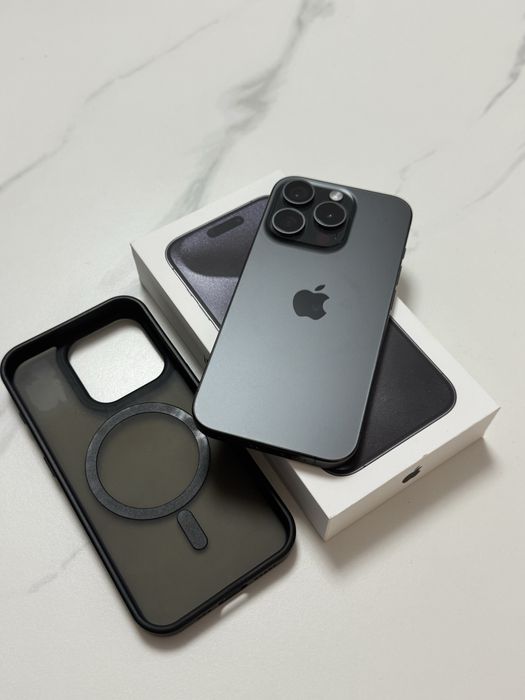 Vand Iphone 15 Pro 128GB Black Fullbox in garantie
