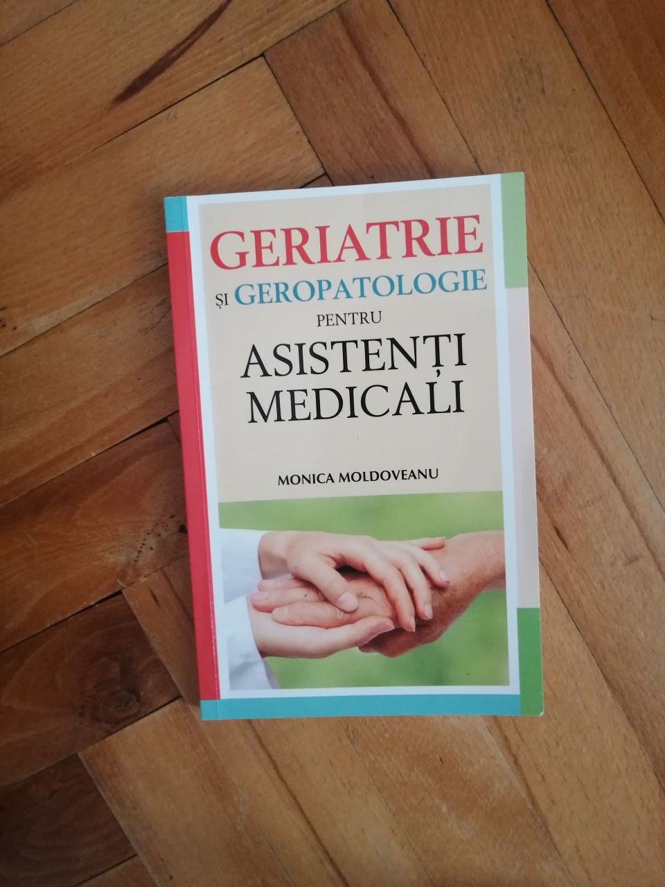 Cărți elevi asistenți medicali