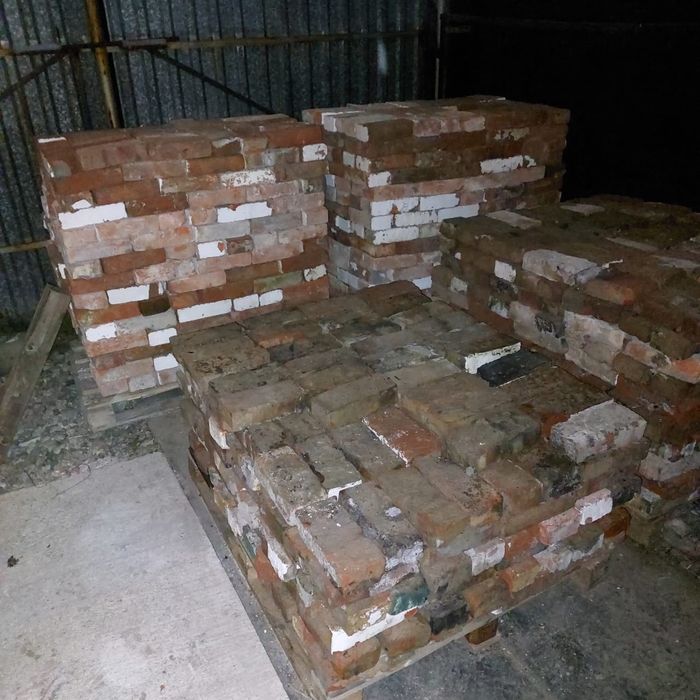 Продам кирпич б/у