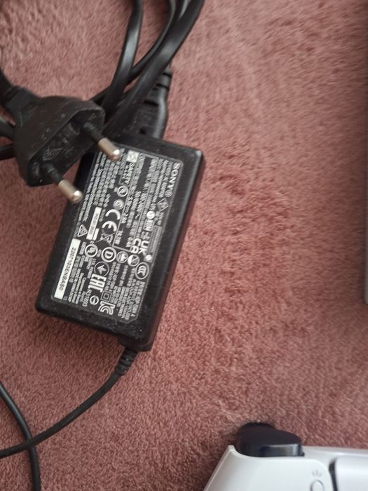 Controller ps5 alb origonal si dualsense charghing sony