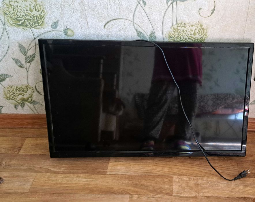 Продам телевизор