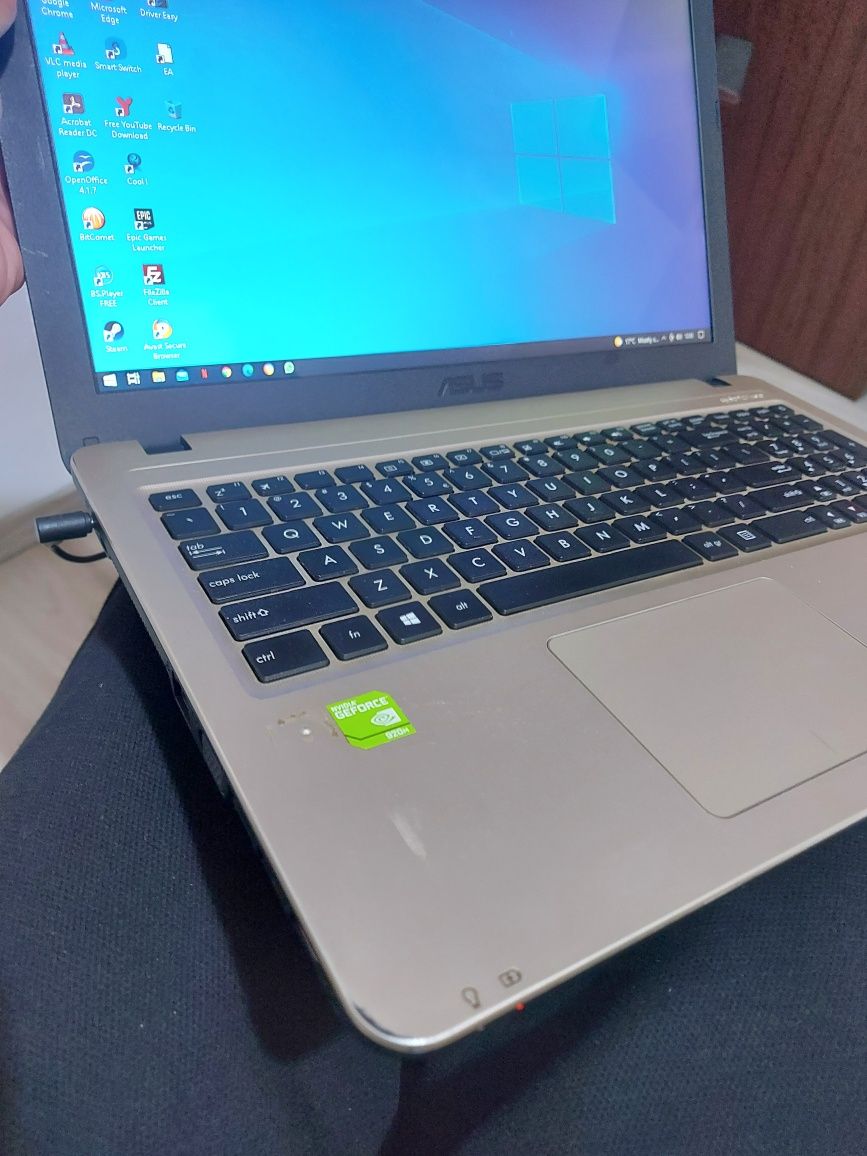 Laptop Asus X540L