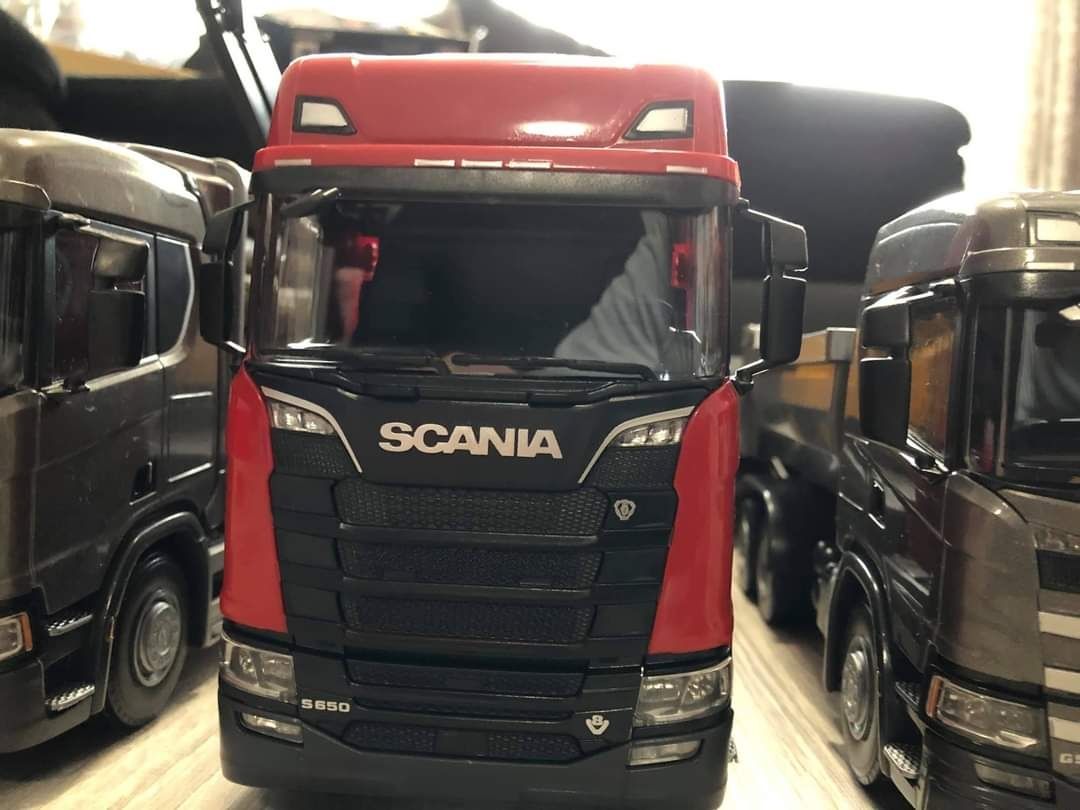 Scania 1:25 EMEK Models