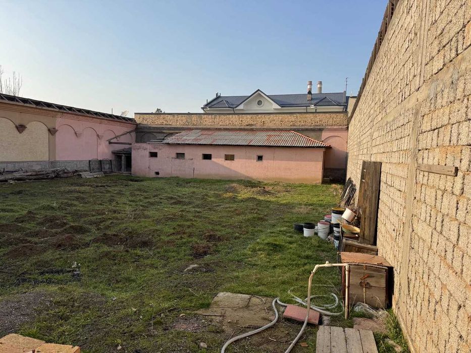 Продается дом, земля Юнус Абадский район