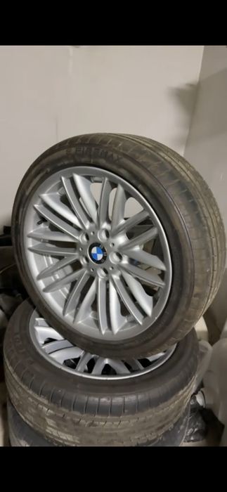 Диски на БМВ 18 с резиной есть зима илето