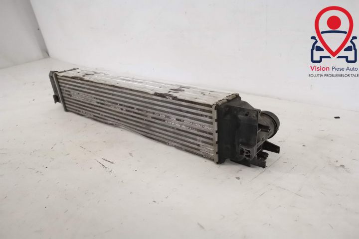 Оригинален интеркулер в добро състояние / Intercooler Original In Star
