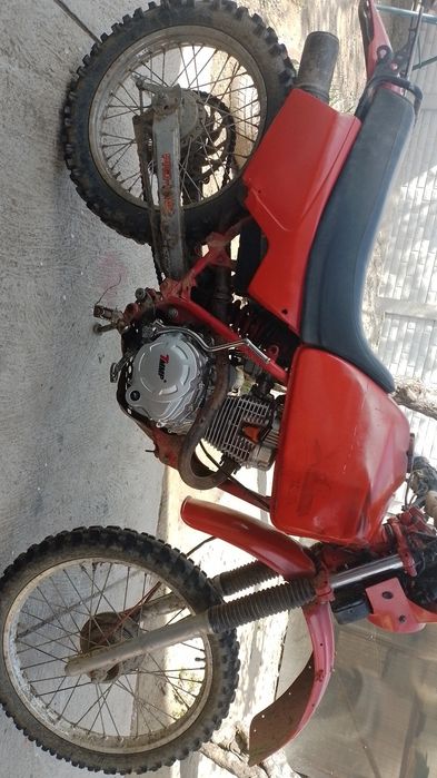 VândHonda  200cc 4t