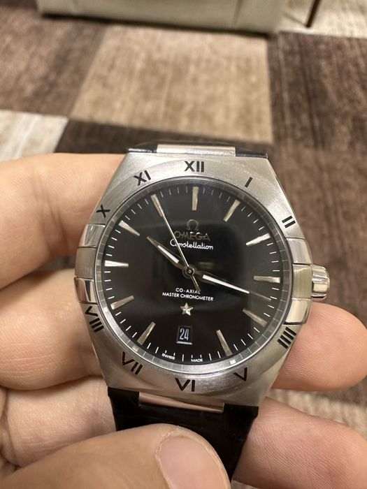 Часы стальные Omega