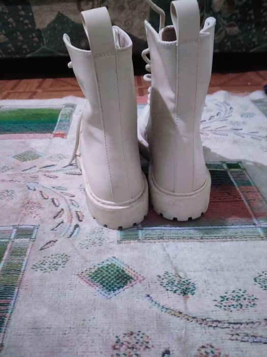 Ботинки зимние новый