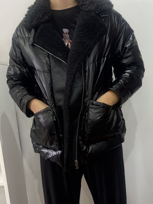 Куртка черного цвета