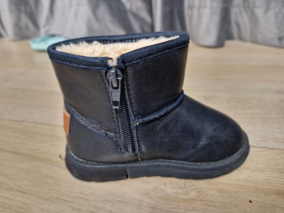 Ghete imblanite ugg