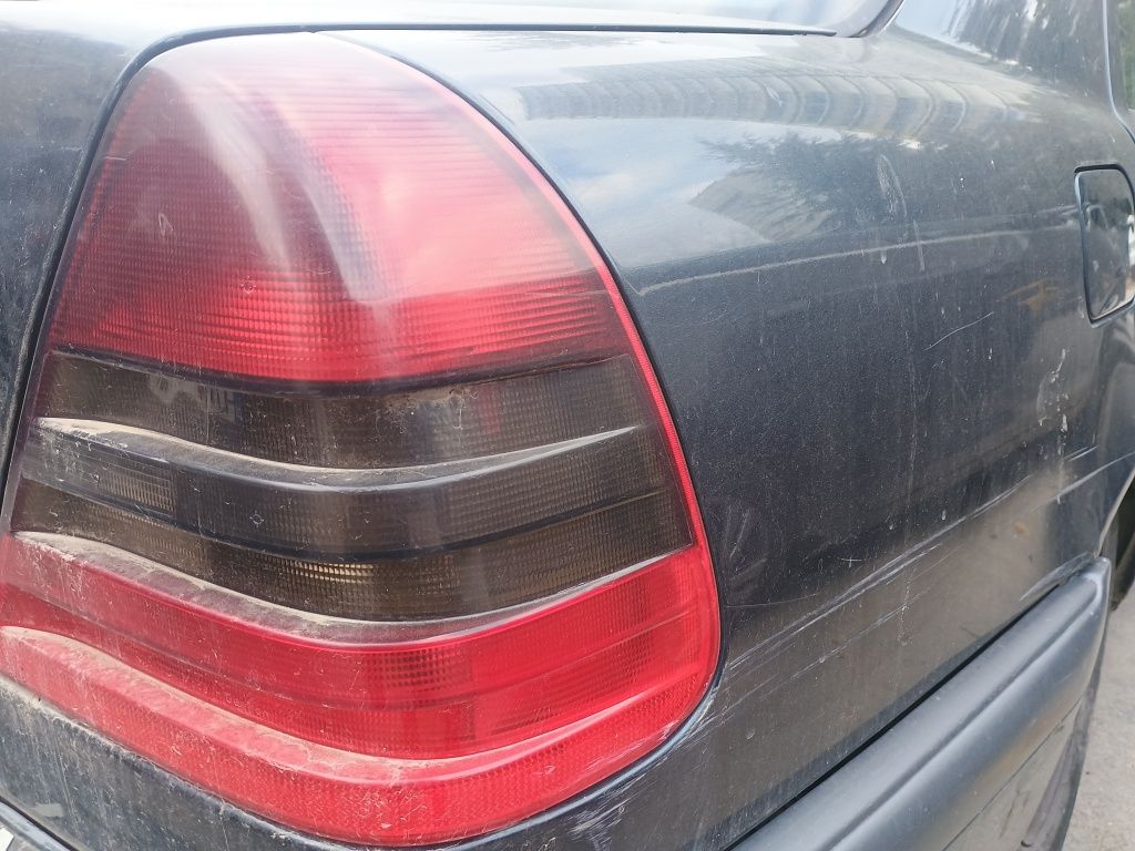 Мерцедес w202 на части c180 Mercedes