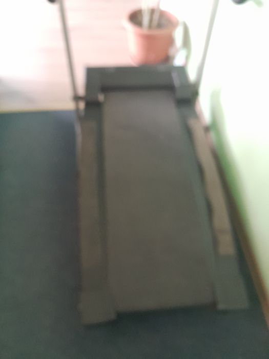 Banda alergare cu afișaj