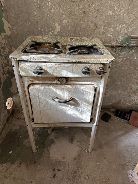 Продам газ плиту состояние хорошие