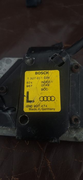 Far xenon stânga Audi TT