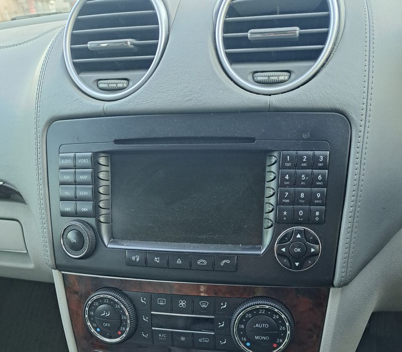 Голяма навигация Мерцедес ГЛ Х164 МЛ W164 медия Harman Kardon