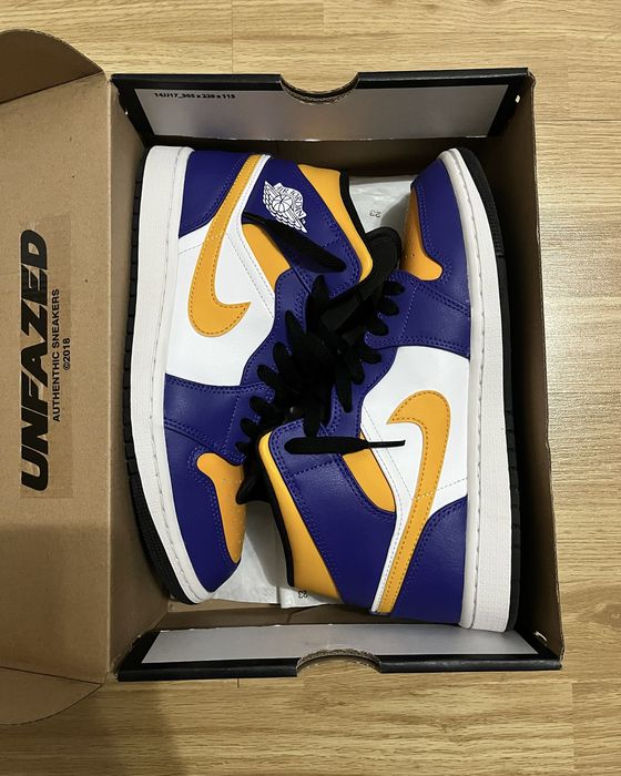 Nike Air Jordan 1 Mid