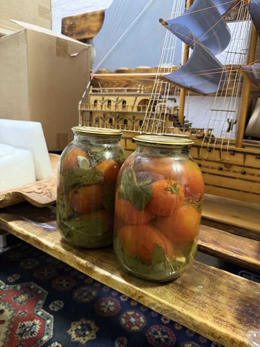 Продаются домашние соленые помидоры