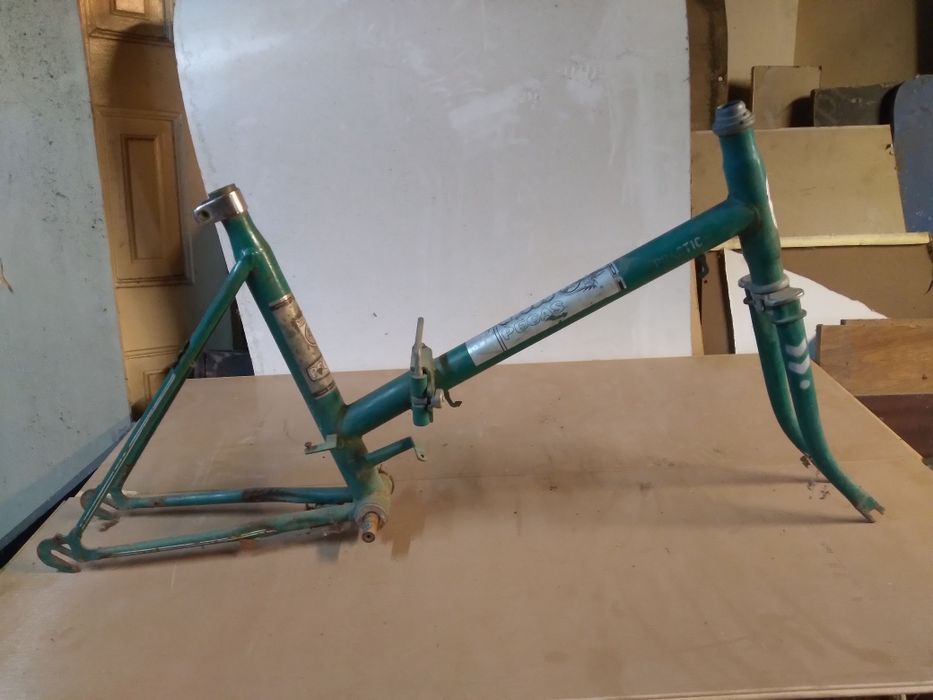 Cadru practic pegas practic