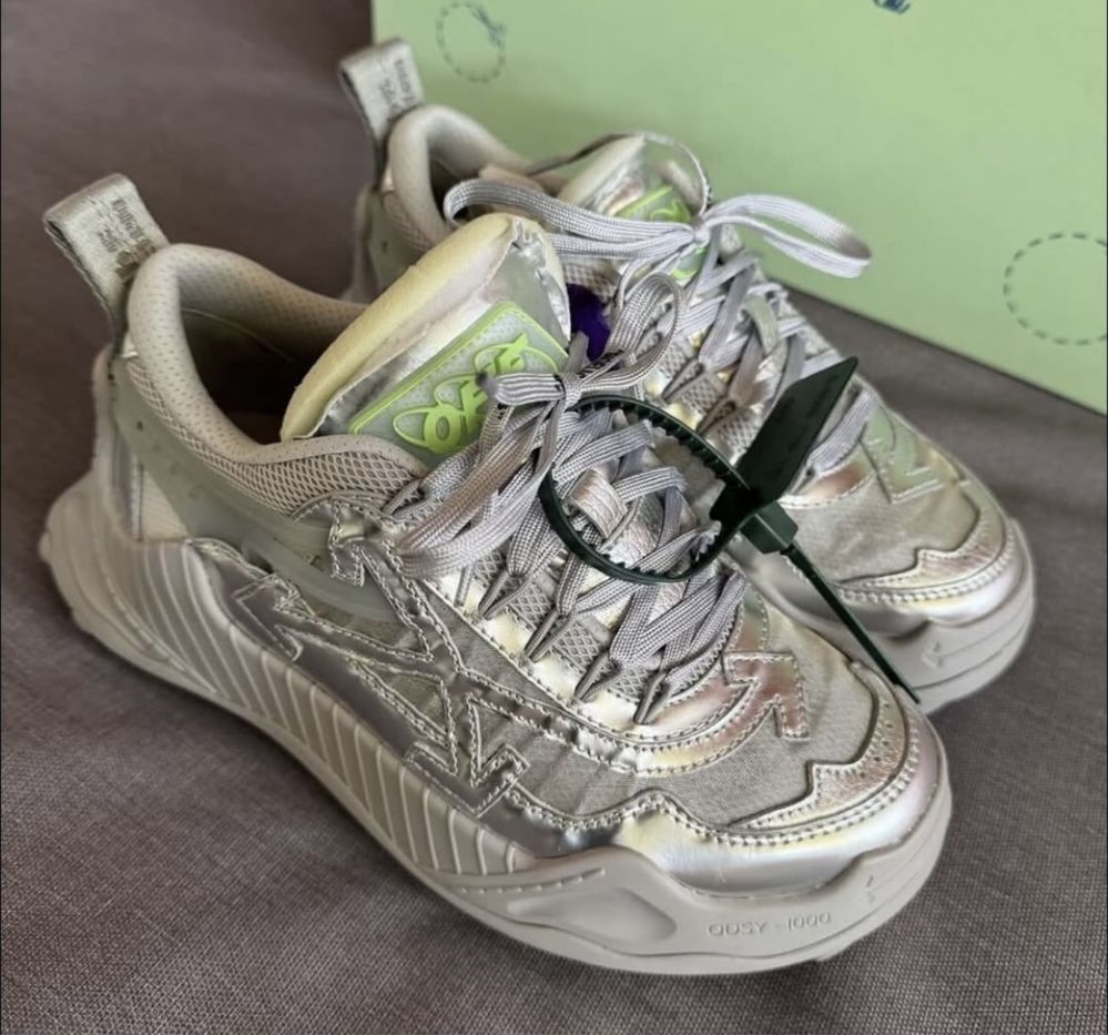 adidasi off white odsy 1000