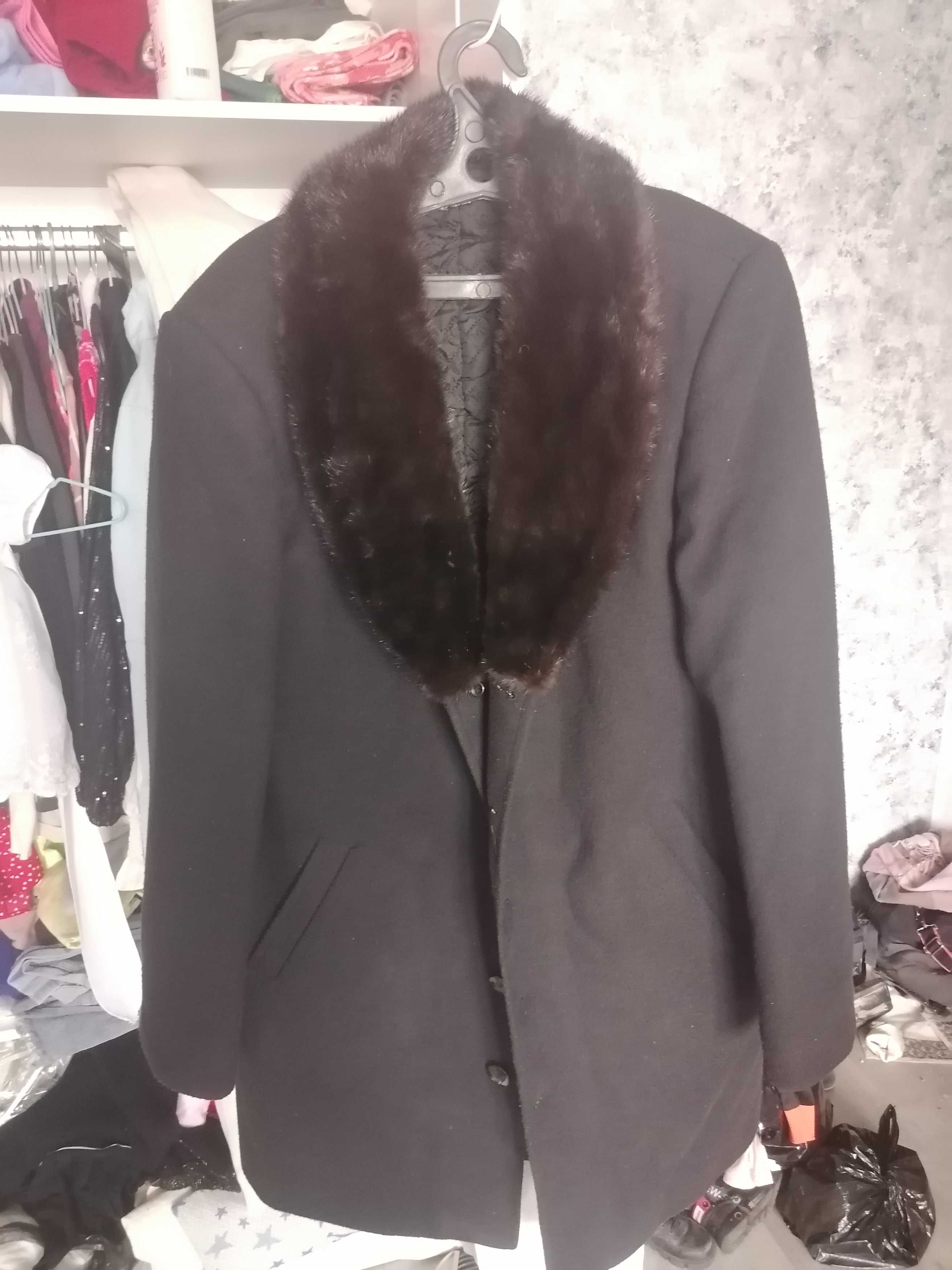 Пальто мужское продам
