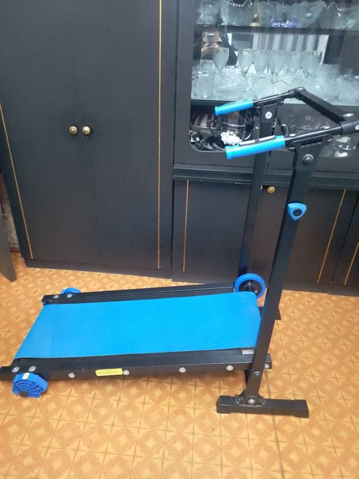 Беговая дорожка механическая. Г. Талгар