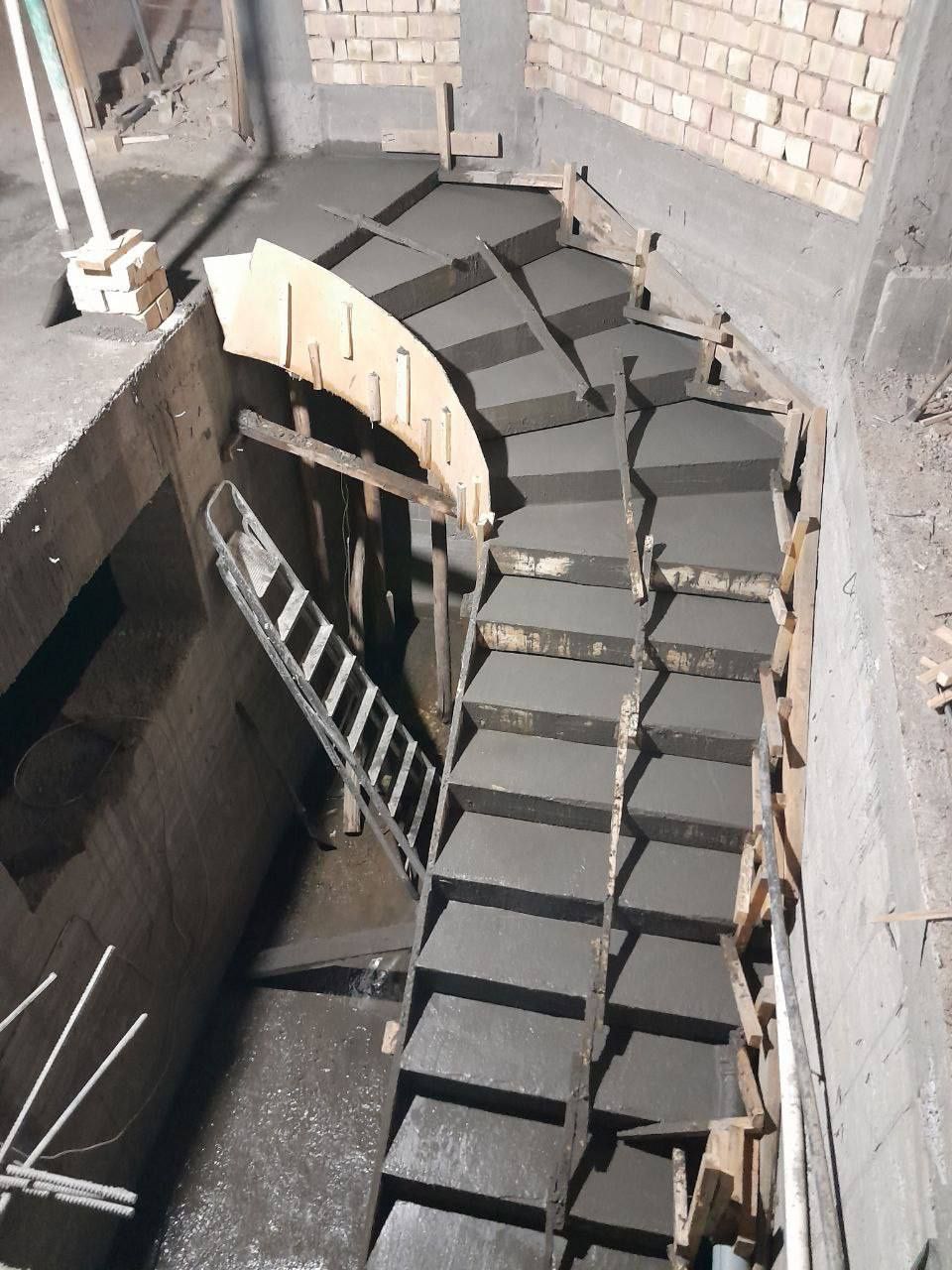 Toshkent boʻylab beton zina xizmati