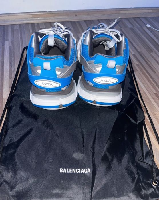 Balenciaga Track