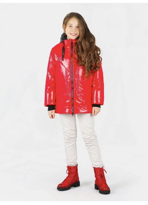 Новая. Стильная лаковая куртка. Зима до -20 Россия